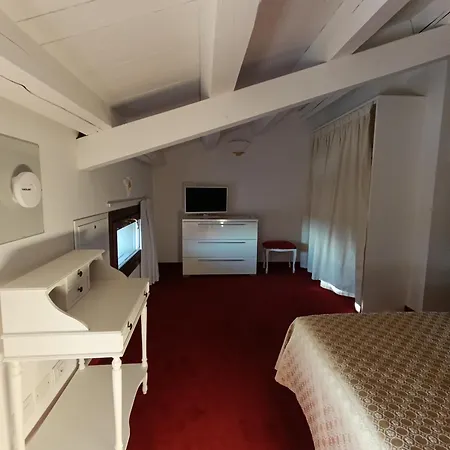 Marini Trevisan 2*